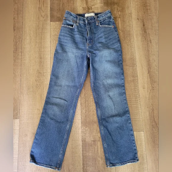 Abercrombie And Fitch 90s Ultra High Rise Jeans - Picture 5 of 6